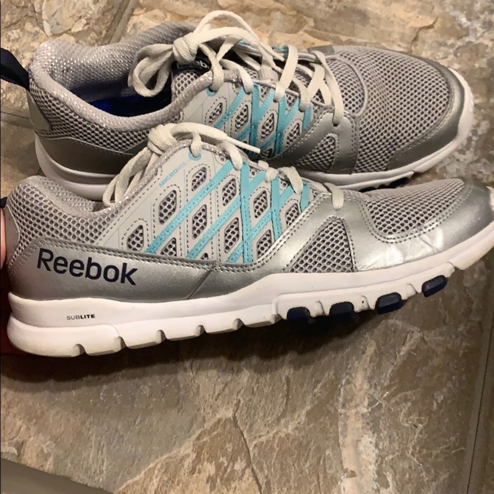 Training shoes - Picture 3 of 7